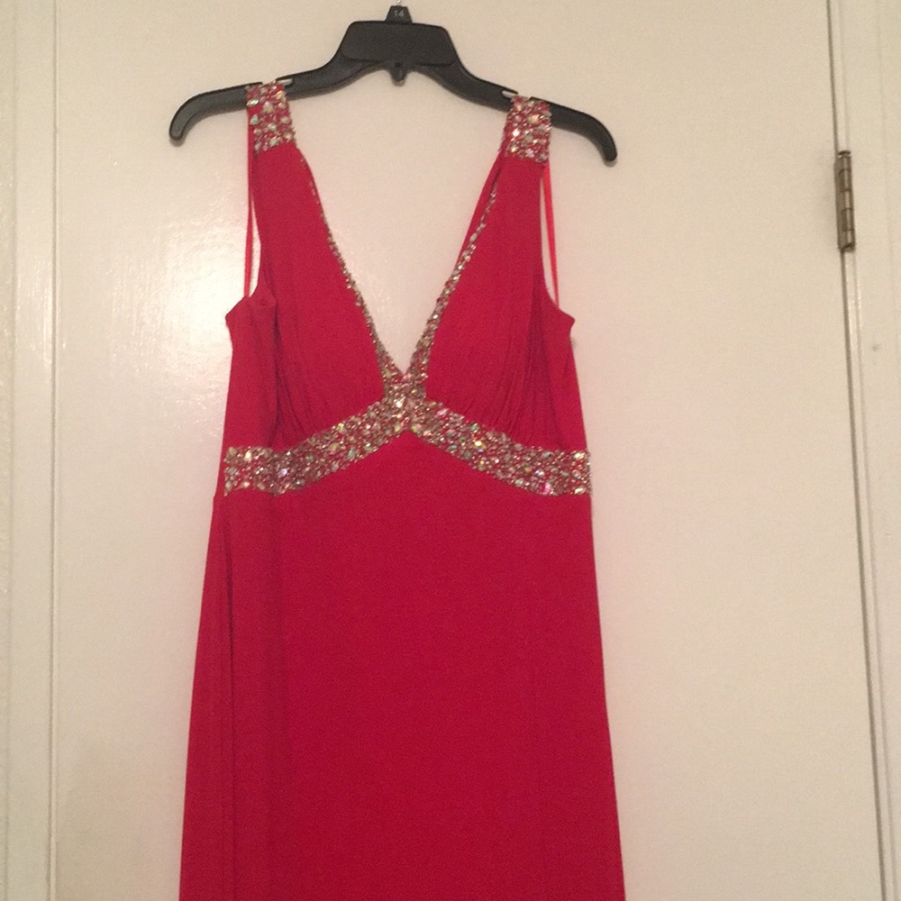 Red prom dress